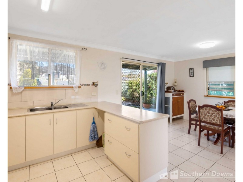 37 Hodgson Street, Maryvale QLD 4370