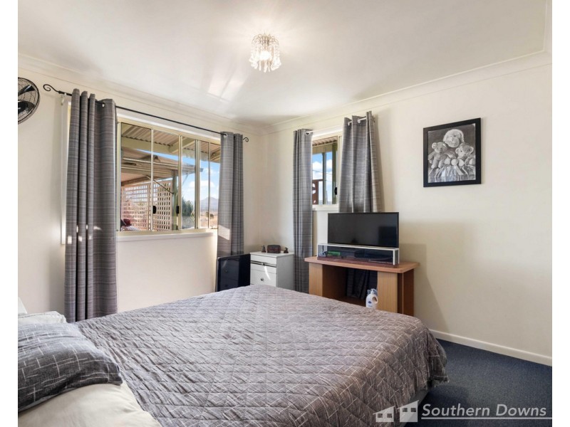 37 Hodgson Street, Maryvale QLD 4370