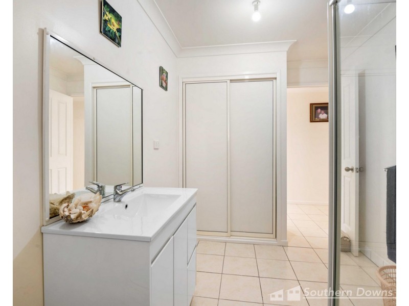 37 Hodgson Street, Maryvale QLD 4370