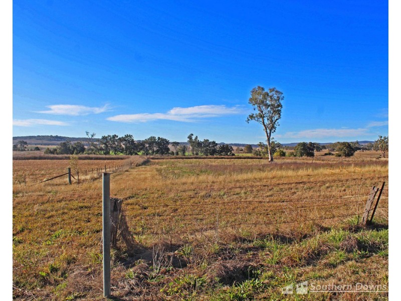46 Old Goomburra Road, Berat QLD 4362