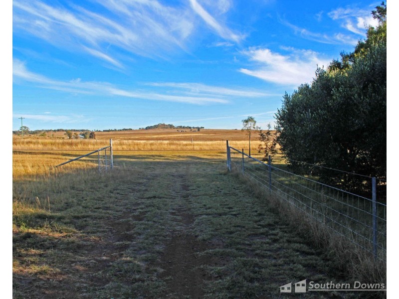 46 Old Goomburra Road, Berat QLD 4362