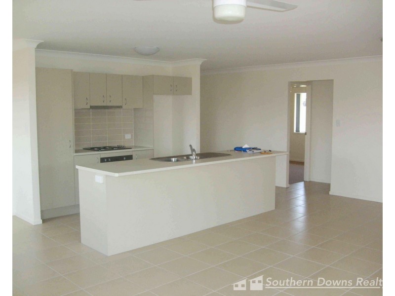 7 Tanna Drive, Warwick QLD 4370