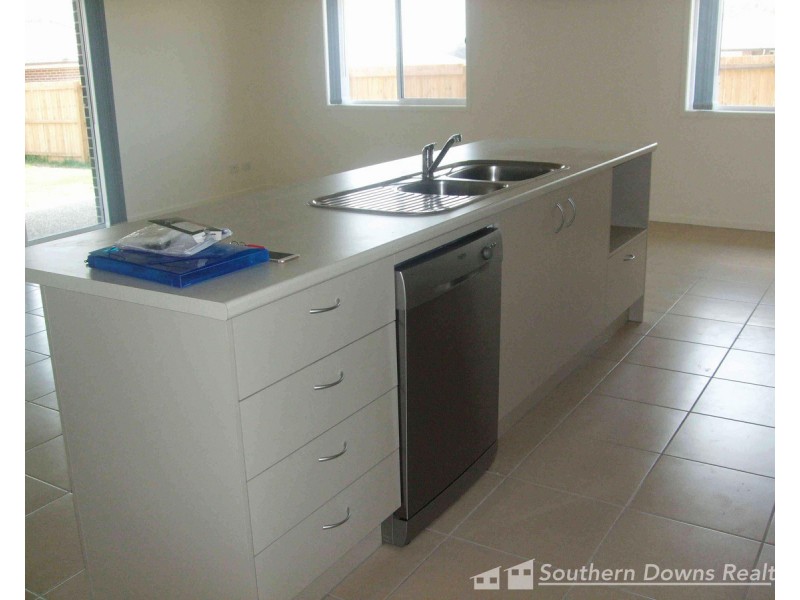 7 Tanna Drive, Warwick QLD 4370