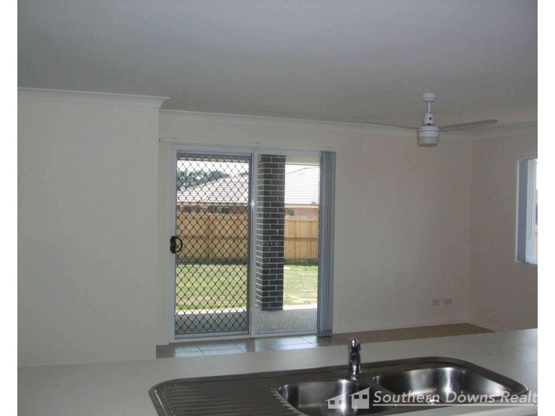 7 Tanna Drive, Warwick QLD 4370