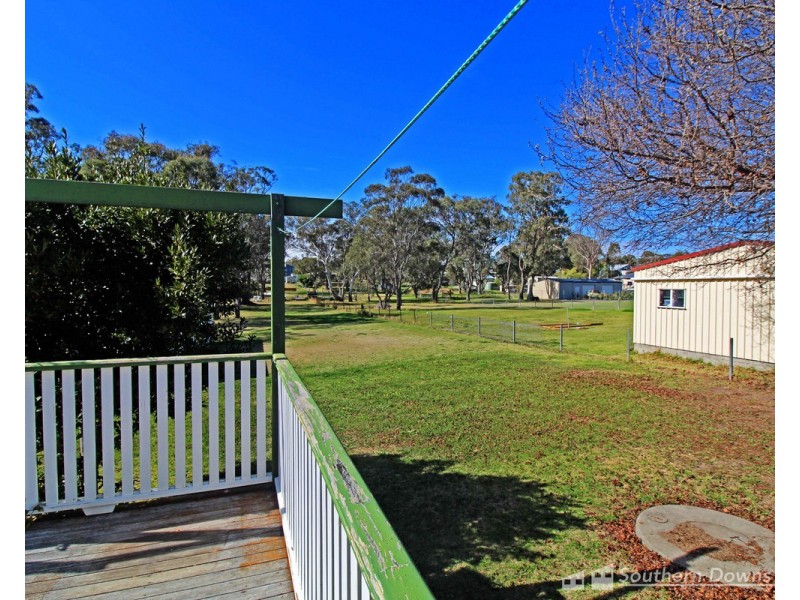 6 Batterham Street, Warwick QLD 4370