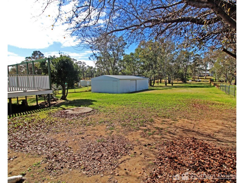 6 Batterham Street, Warwick QLD 4370