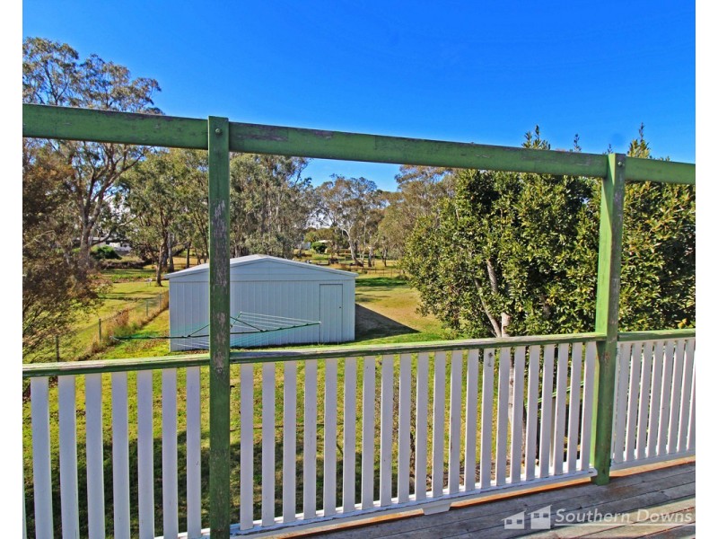 6 Batterham Street, Warwick QLD 4370