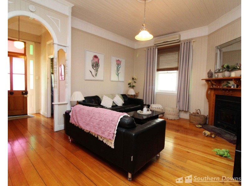 73 Wantley Street, Warwick QLD 4370