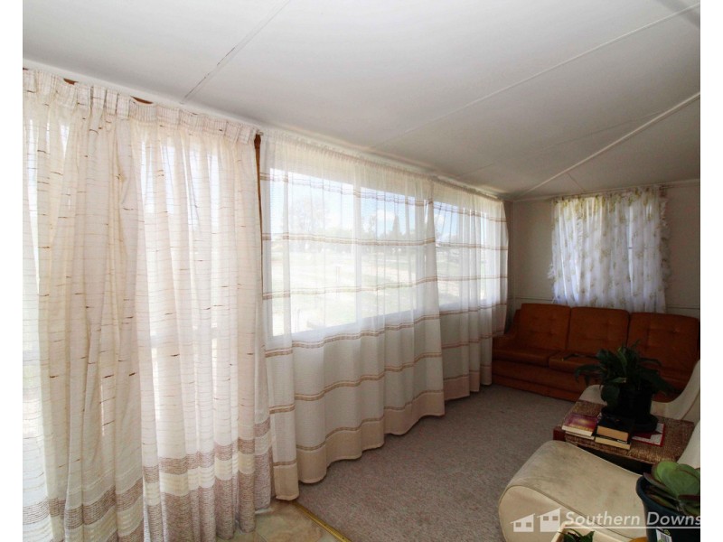 165 Wood Street, Warwick QLD 4370