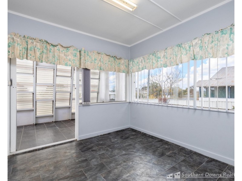 58 Pratten Street, Warwick QLD 4370