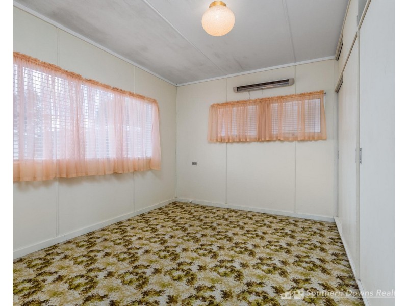 58 Pratten Street, Warwick QLD 4370