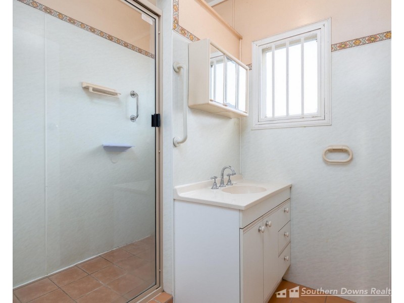 58 Pratten Street, Warwick QLD 4370