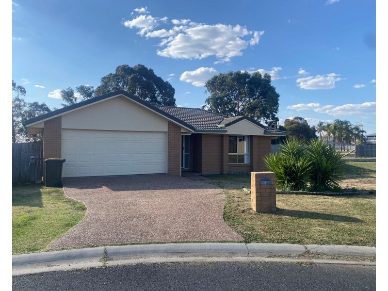 9 Pristine Crt, Warwick QLD 4370