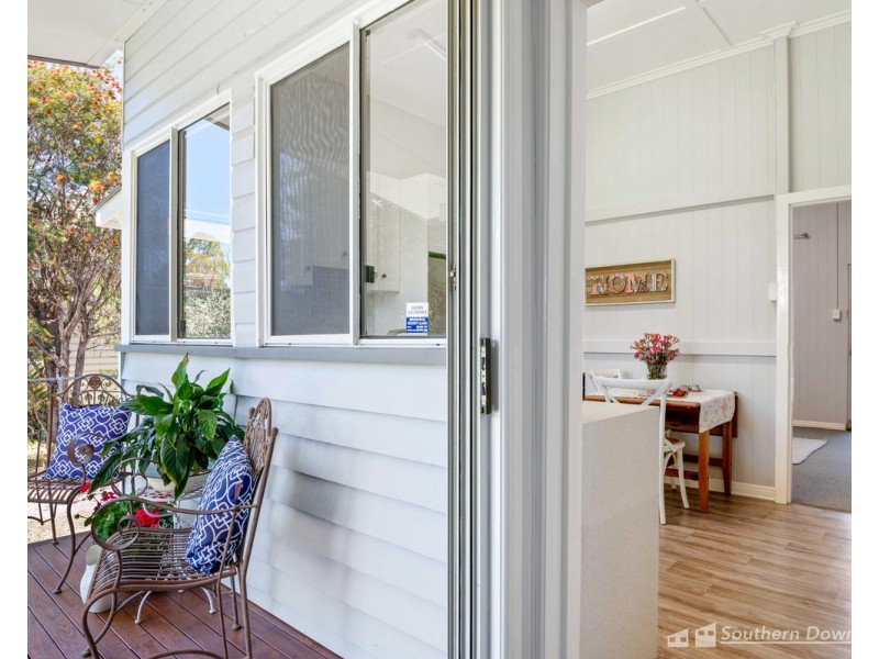 32 Warwick Street, Allora QLD 4362