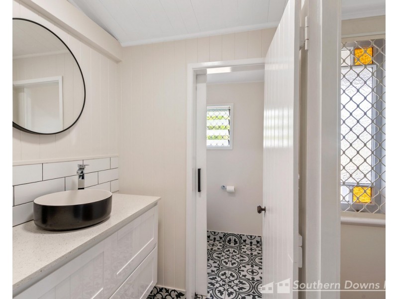 4 Mill Street, Warwick QLD 4370