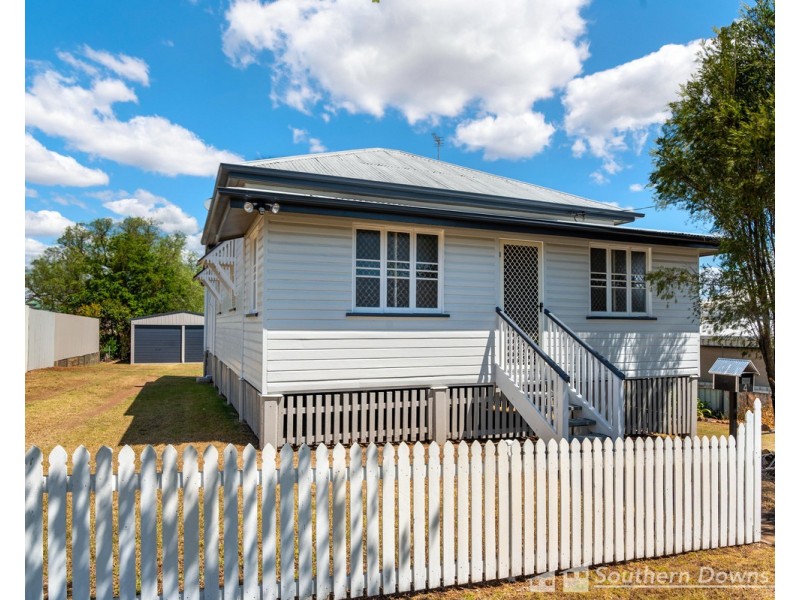 4 Mill Street, Warwick QLD 4370