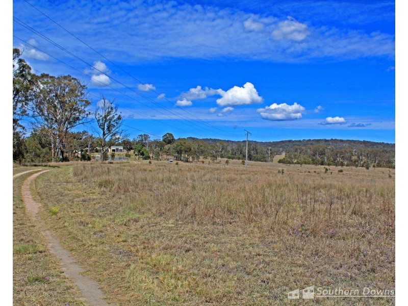 13 Old Stanthorpe Road, Dalveen QLD 4374