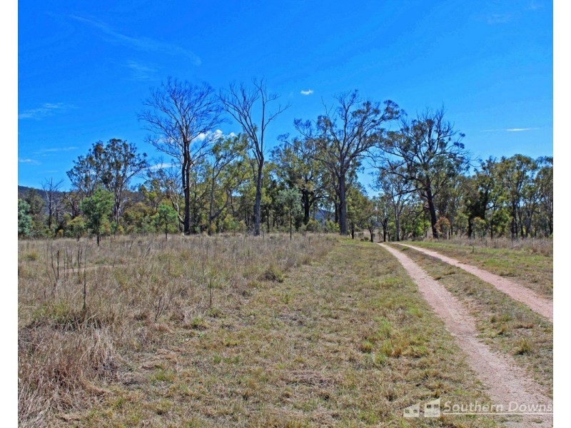 13 Old Stanthorpe Road, Dalveen QLD 4374