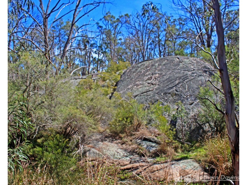 13 Old Stanthorpe Road, Dalveen QLD 4374