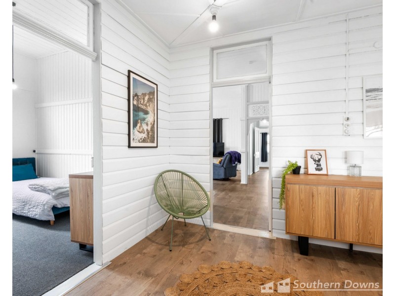 39 Wood Street, Warwick QLD 4370