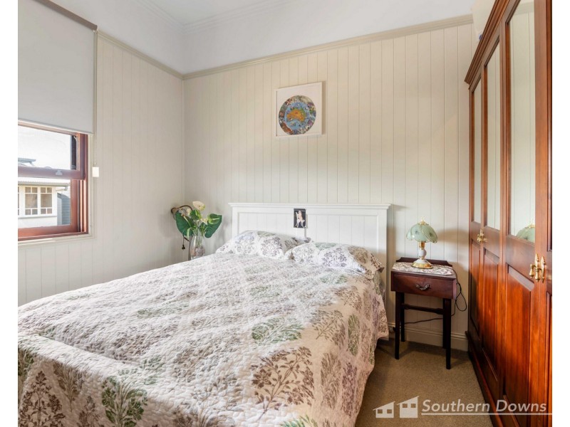 72 Guy Street, Warwick QLD 4370