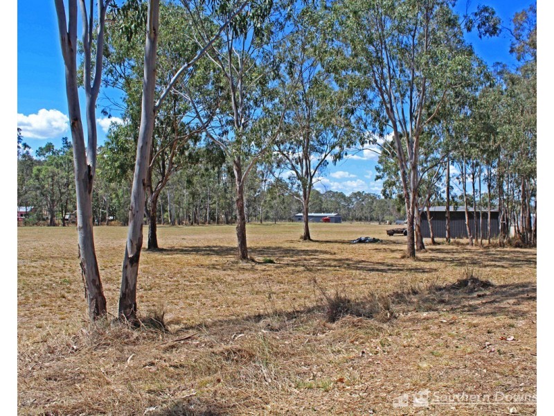 1 Ahern Lane, Pratten QLD 4370