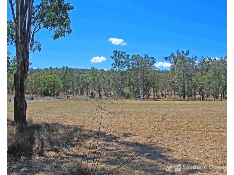1 Ahern Lane, Pratten QLD 4370
