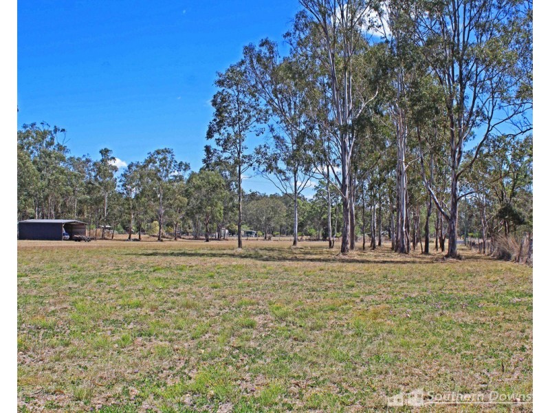 1 Ahern Lane, Pratten QLD 4370