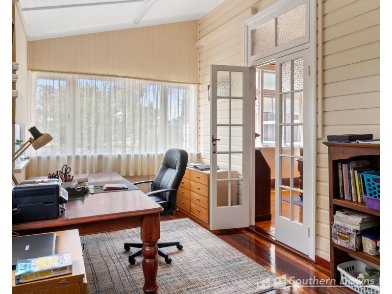 32 Pratten Street, Warwick QLD 4370