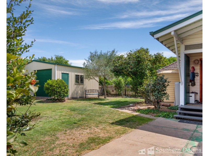 32 Pratten Street, Warwick QLD 4370