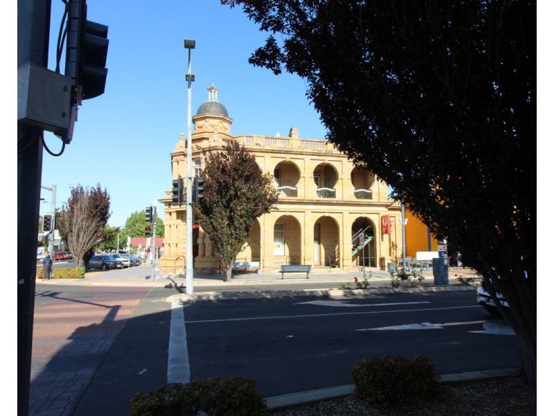 111 Palmerin Street, Warwick QLD 4370