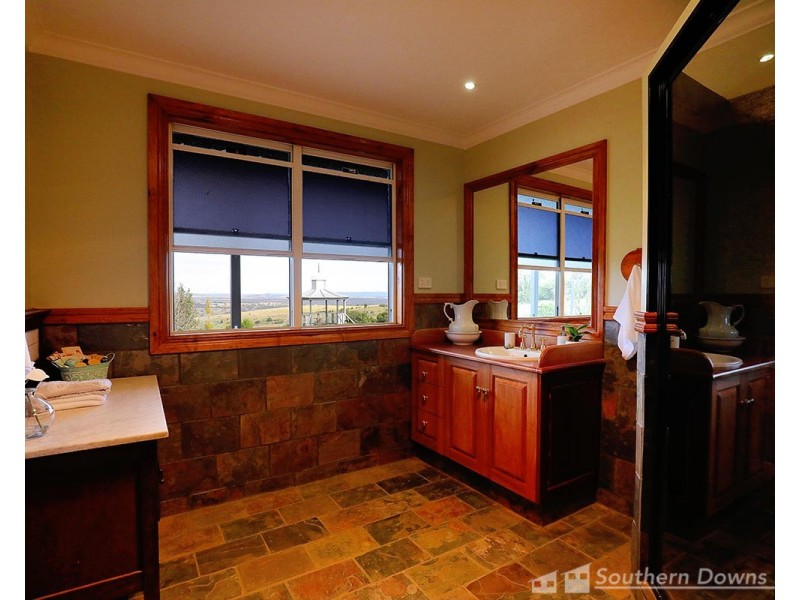 249 Coopers Gully Road, Yangan QLD 4371