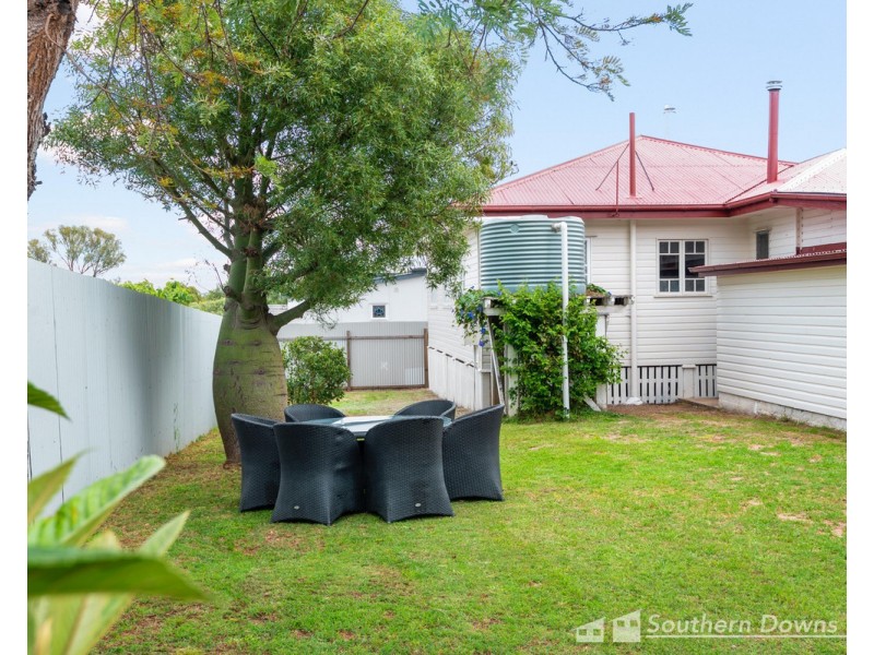 2 Mill Street, Warwick QLD 4370