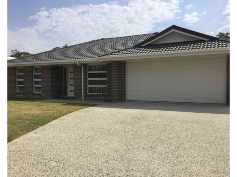 90 Maynes Street, Warwick QLD 4370