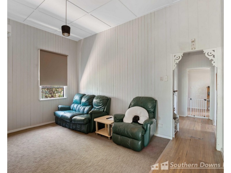 29 Wallace Street, Warwick QLD 4370