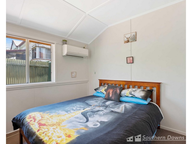 29 Wallace Street, Warwick QLD 4370