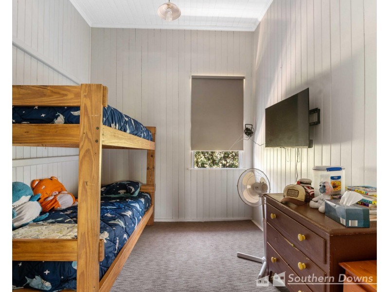 29 Wallace Street, Warwick QLD 4370