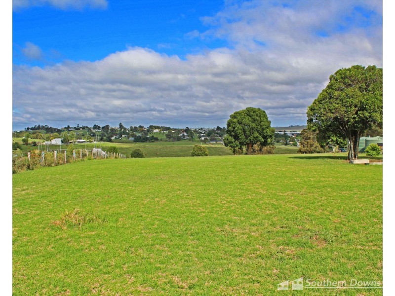 7 Rose Street, Killarney QLD 4373