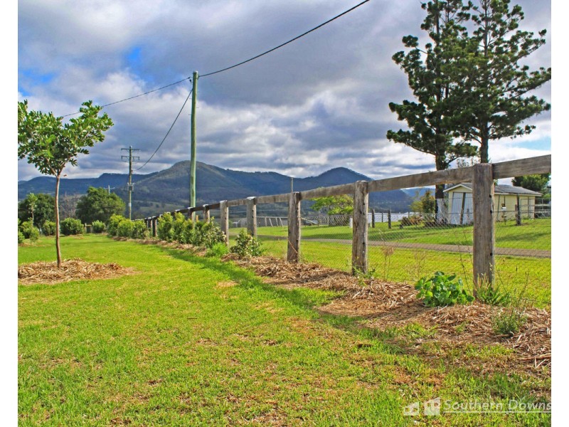 7 Rose Street, Killarney QLD 4373