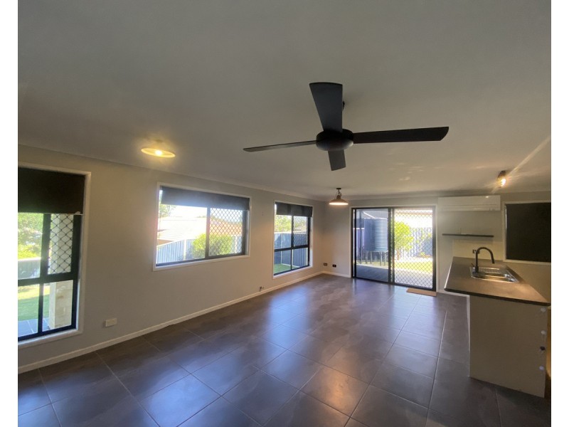 8 Hughes Place, Warwick QLD 4370