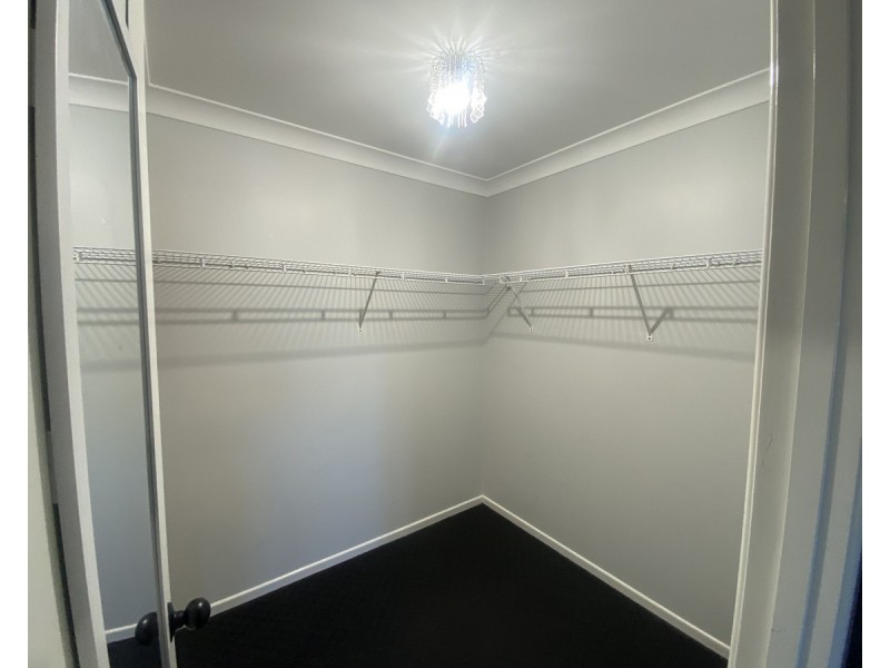 8 Hughes Place, Warwick QLD 4370