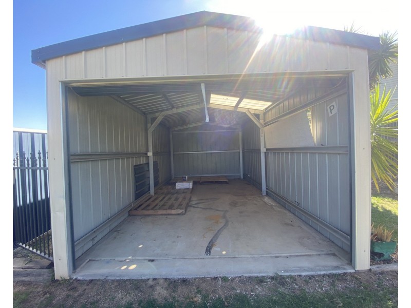 8 Hughes Place, Warwick QLD 4370