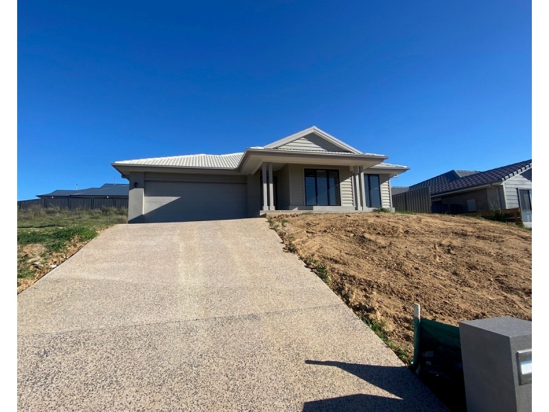 6 Natasha Drive, Warwick QLD 4370