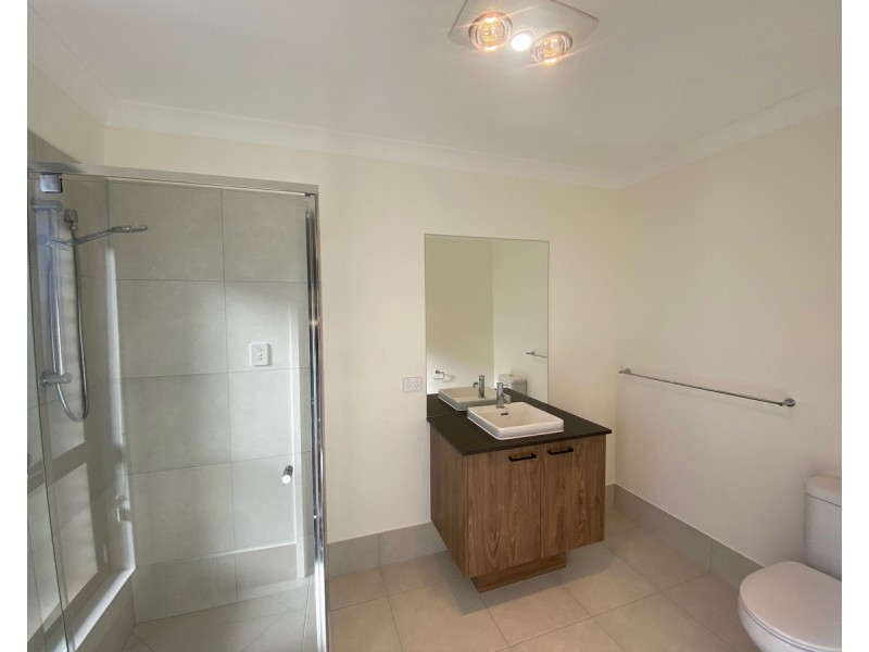 6 Natasha Drive, Warwick QLD 4370