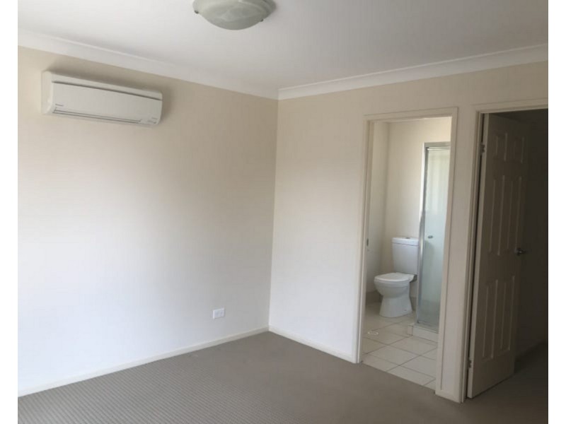 2/38 Law Road, Warwick QLD 4370