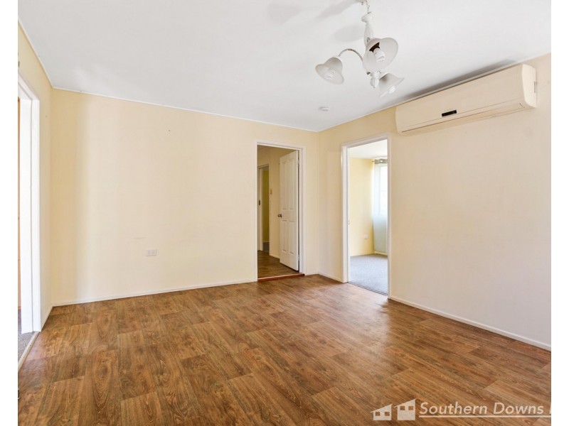 5 Bakon Street, Warwick QLD 4370