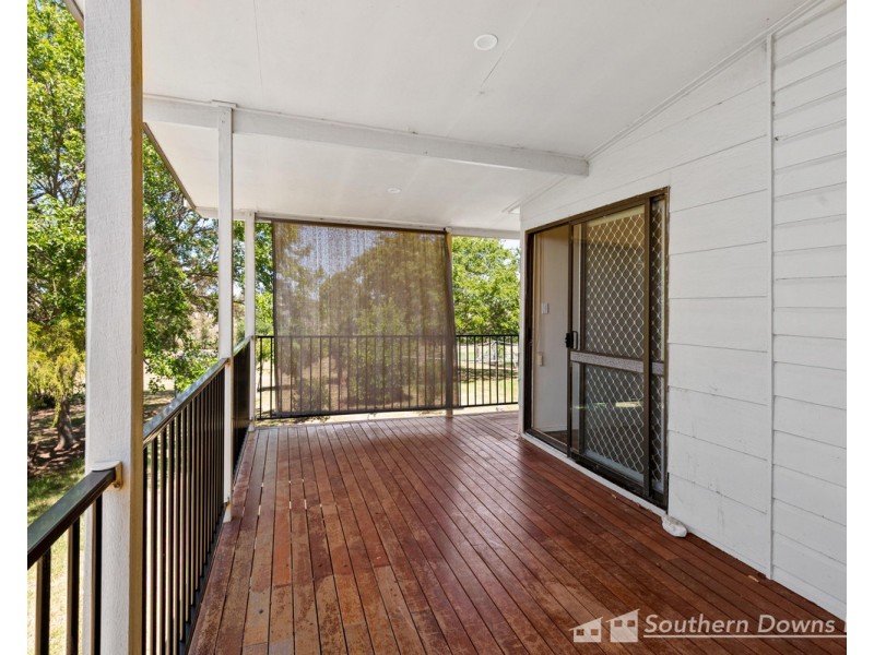 5 Bakon Street, Warwick QLD 4370