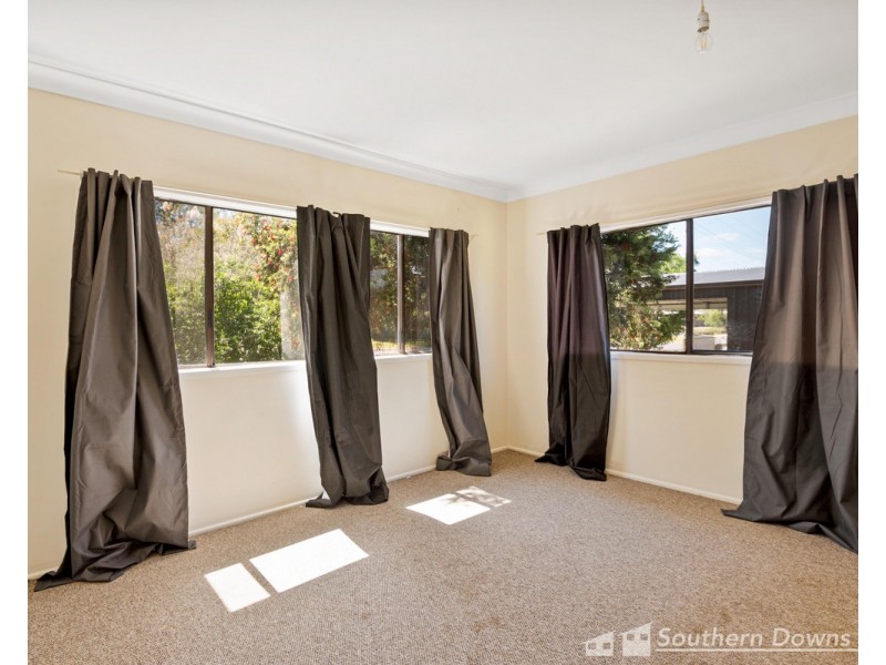 5 Bakon Street, Warwick QLD 4370