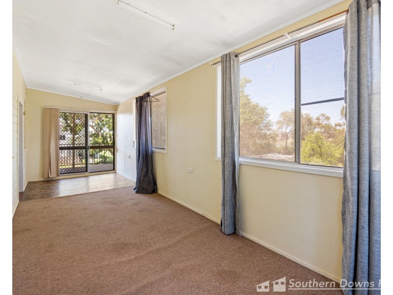 5 Bakon Street, Warwick QLD 4370