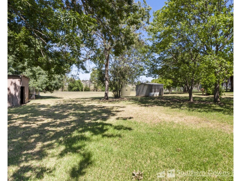 5 Bakon Street, Warwick QLD 4370